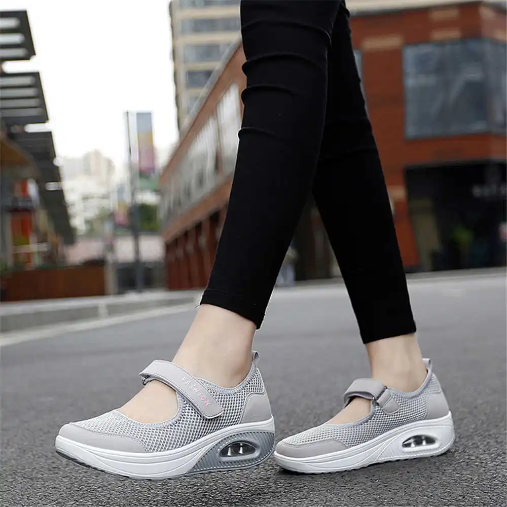 36-41 Demi-season Colored Snea - Luxury Lifestyle Grooming Lounge 评论和价格
